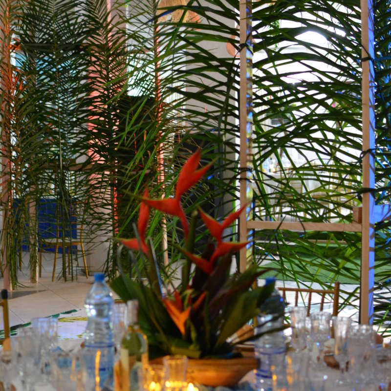 decoration-table-tropicale 1